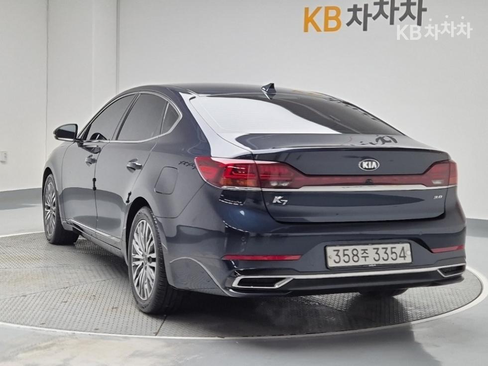 2020 - kia k7