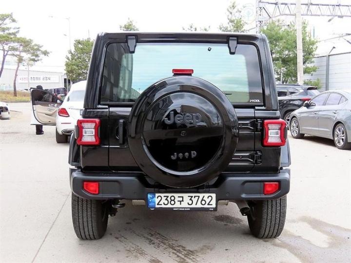 Jeep Wrangler JL 2.0 Overland 4 Duo Base Type 5