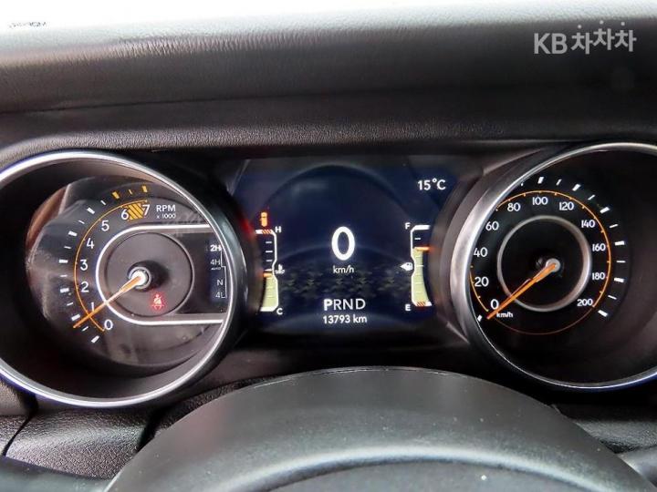 Jeep Wrangler JL 2.0 Overland 4 Duo Base Type 10