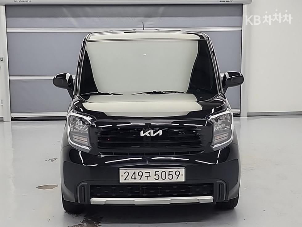 2023 - kia kia