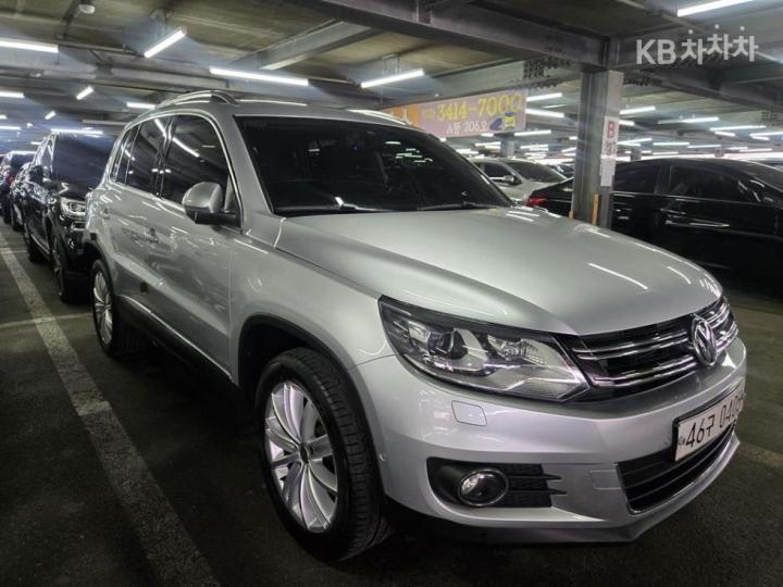 Volkswagen Tiguan New 2.0 TDI Premium 5N 4