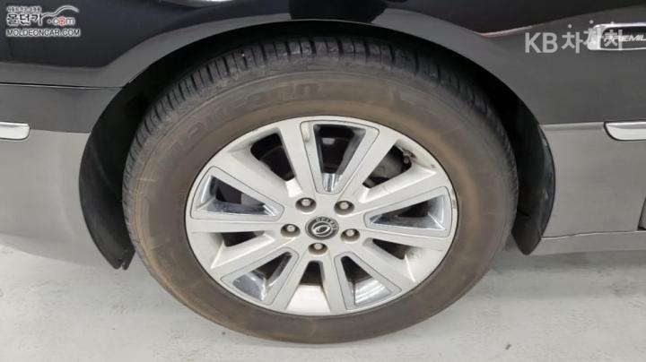 Kia Opirus Premium GH270 Deluxe Special 7