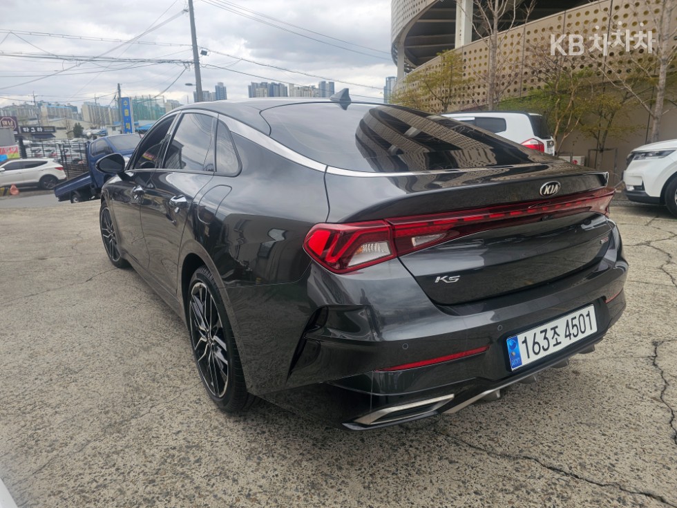 2020 - kia k5