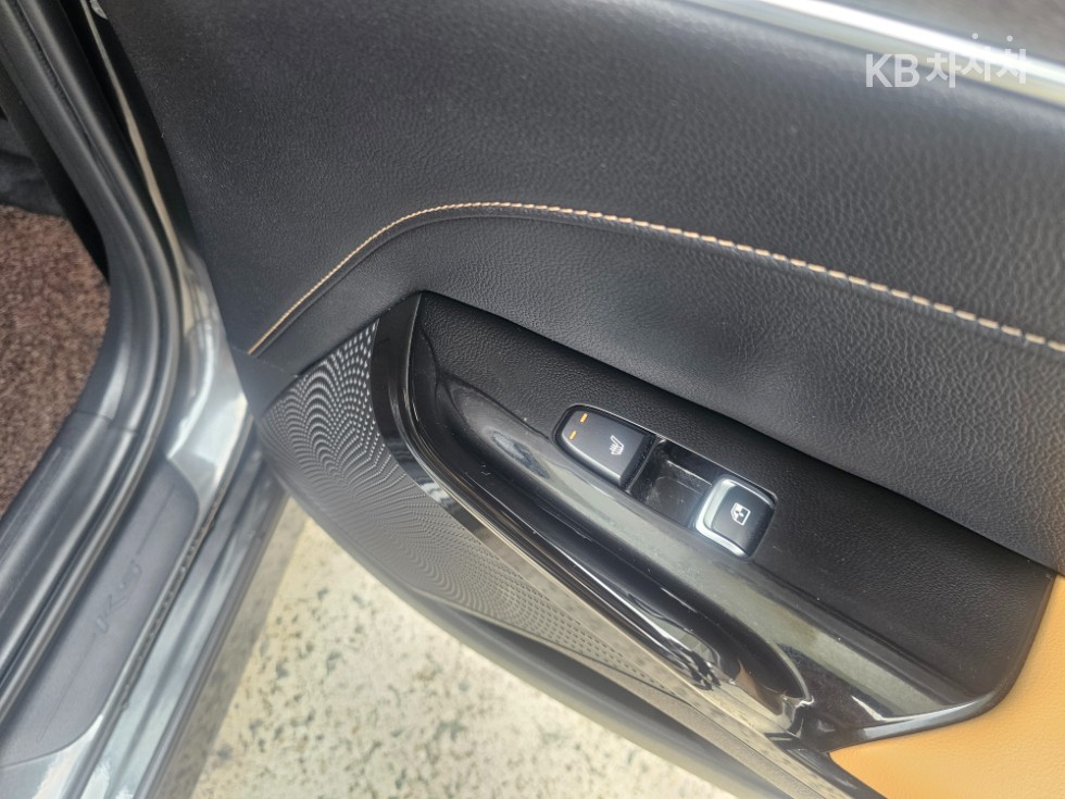 2020 - kia k5
