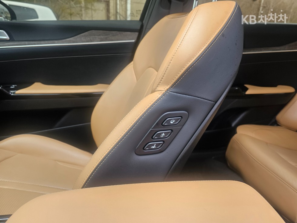 2020 - kia k5