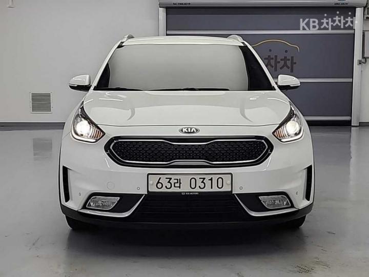 Kia Niro 1.6 Prestige 3