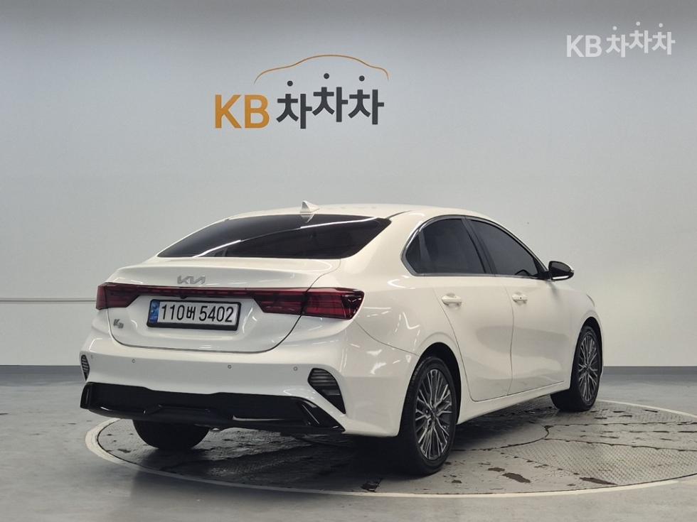 2022 - kia k3
