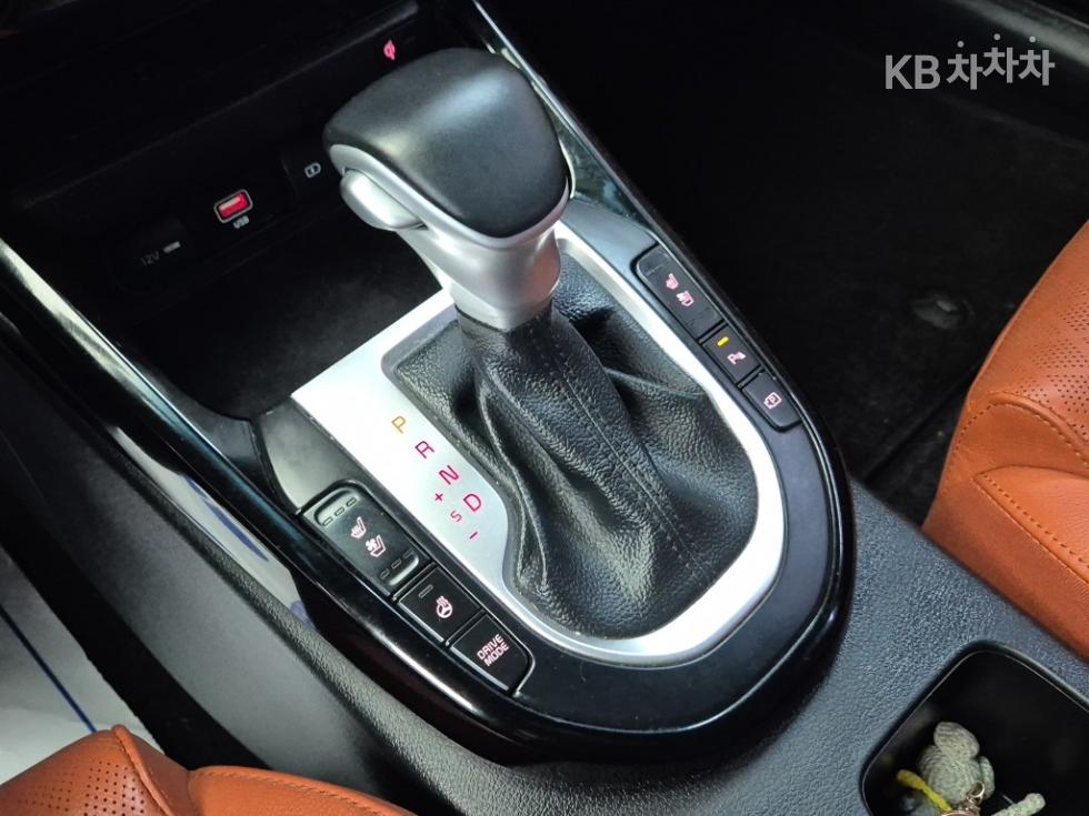 2022 - kia k3