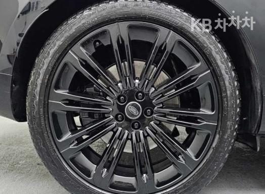 Land Rover Range Rover L460 P530 Autobiography LWB 6