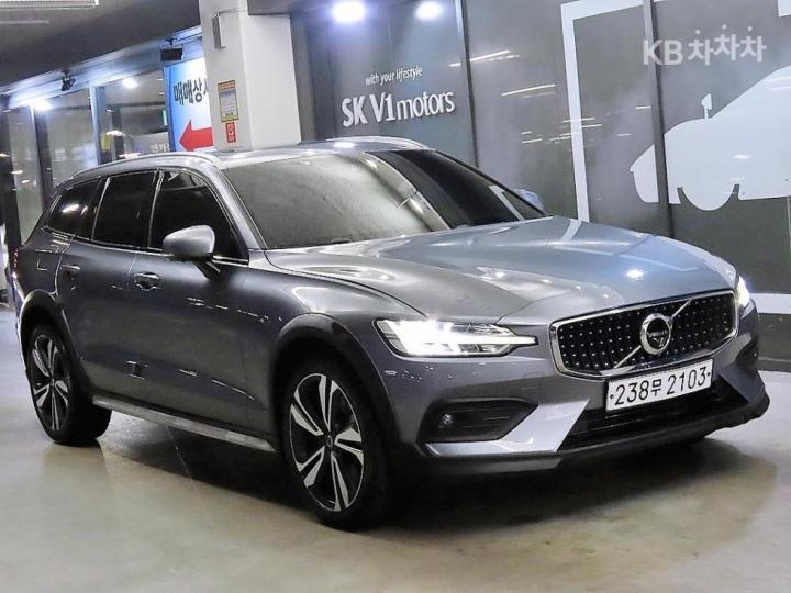 Volvo V60 CC T5 AWD Pro