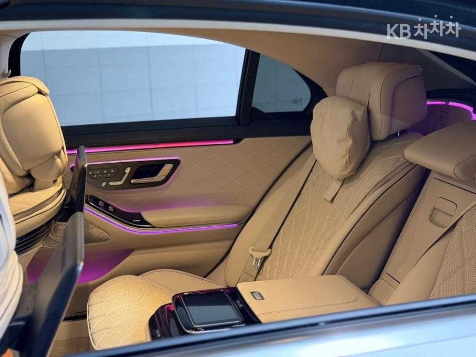Mercedes-Benz S-klasse — miniaturë 13