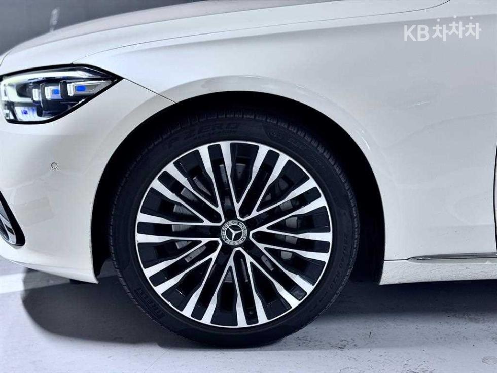 Mercedes-Benz S-klasse — miniaturë 18