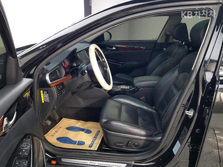 Kia K7 3.0 LPI Luxury 9