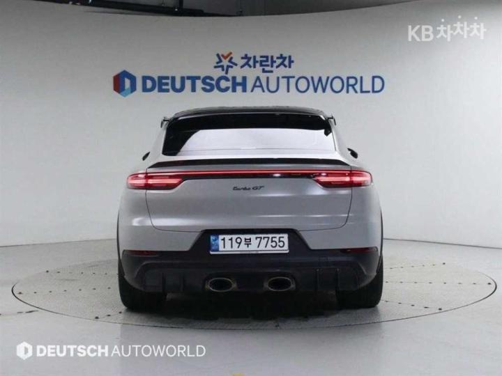 Porsche Cayenne — miniaturë 4