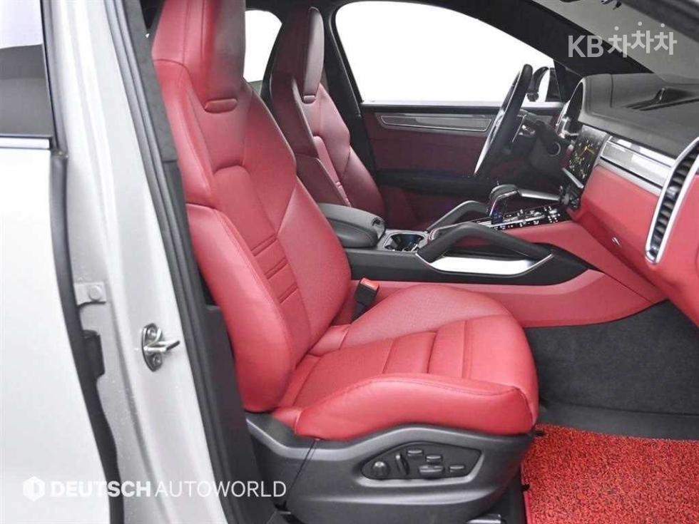 Porsche Cayenne — miniaturë 10