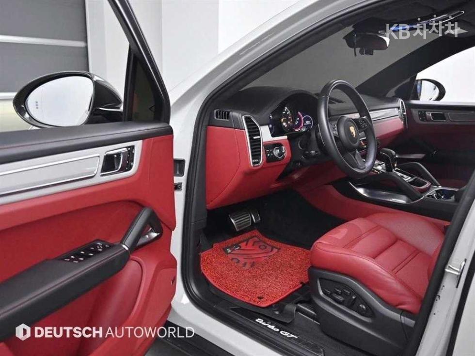 Porsche Cayenne — miniaturë 11