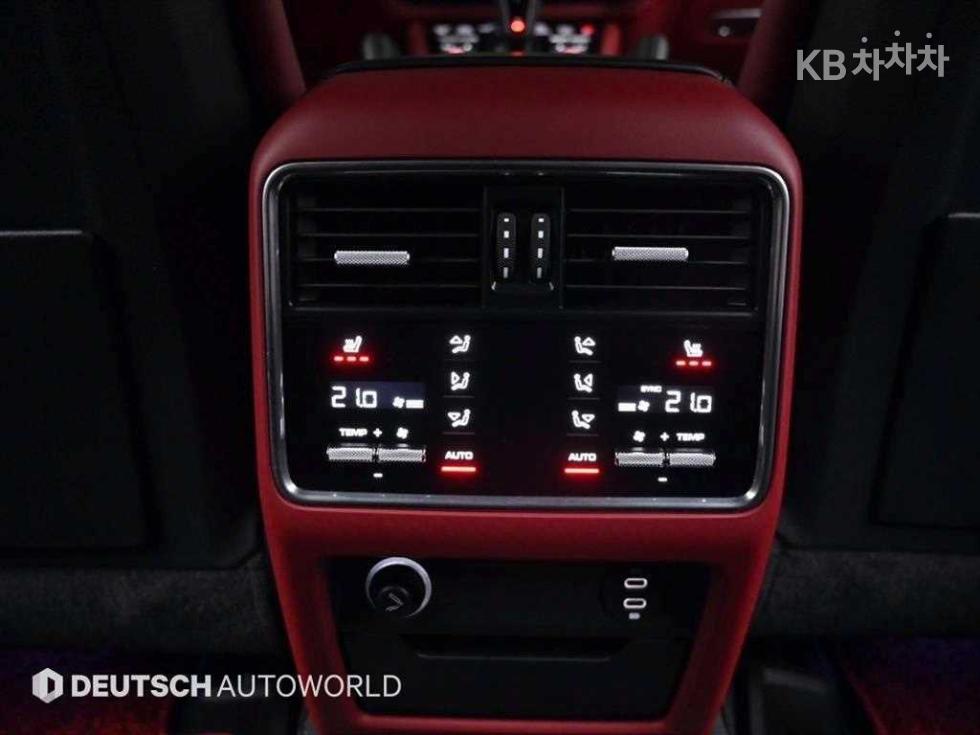 Porsche Cayenne — miniaturë 16