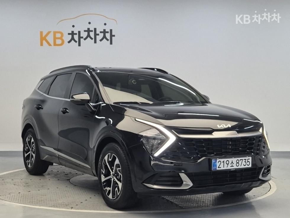 2022 - kia sportage