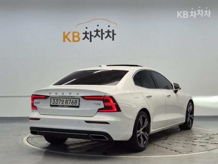 Volvo S60 2.0 T5 Inscription 4