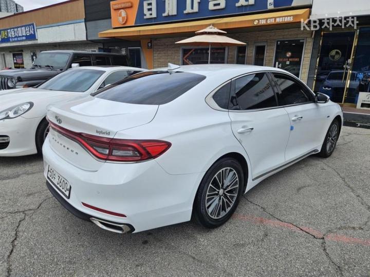 Hyundai Grandeur IG Hybrid Exclusive Base Type 6