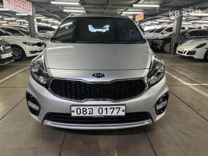 Kia Carens 2.0 LPI Prestige 2