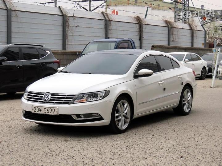Volkswagen CC New 2.0 TDI BlueMotion 3