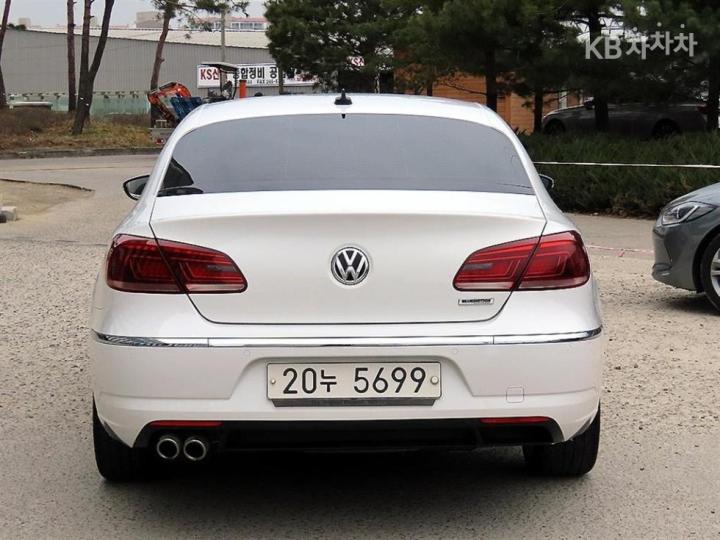 Volkswagen CC New 2.0 TDI BlueMotion 5