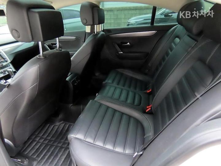 Volkswagen CC New 2.0 TDI BlueMotion 7