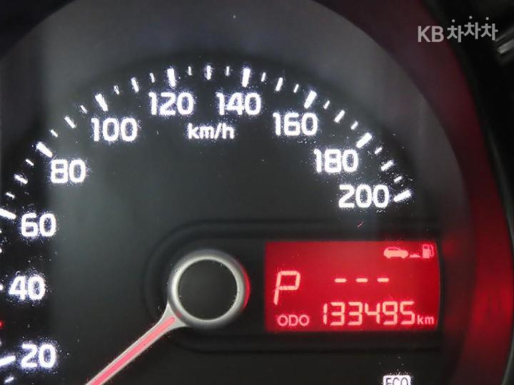 Kia Morning Deluxe 7