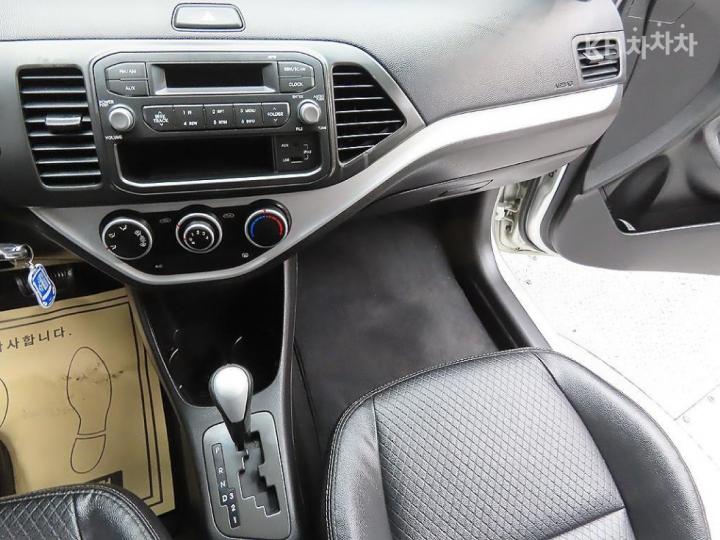 Kia Morning Deluxe 8