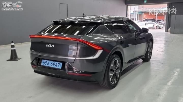 Kia EV6 Long Range 2WD Earth 3