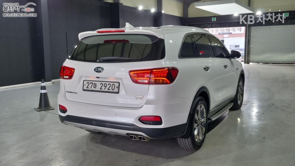 2019 - kia sorento