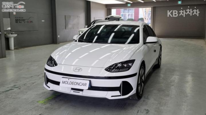 Hyundai IONIQ 6 CE Long Range Exclusive