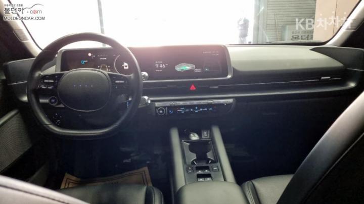 Hyundai IONIQ 6 CE Long Range Exclusive 8