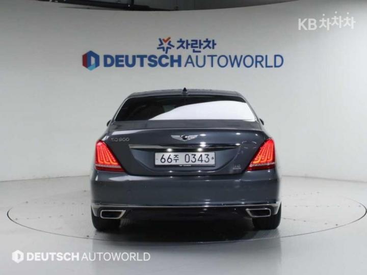 Genesis EQ900 3.8 GDI AWD Luxury 5