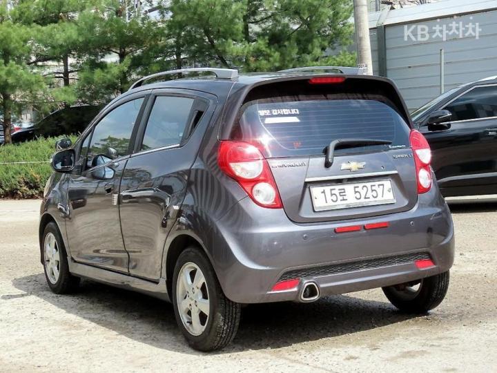 Chevrolet Spark LPGi LT Base Type 4