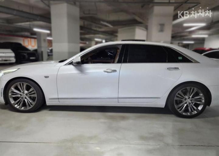 Cadillac CT6 3.6 Platinum AWD 4
