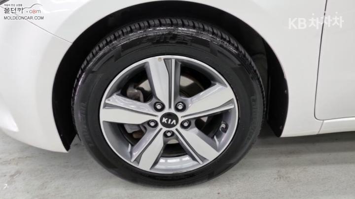 Kia K3 Diesel 1.6 Diesel Prestige Special 7