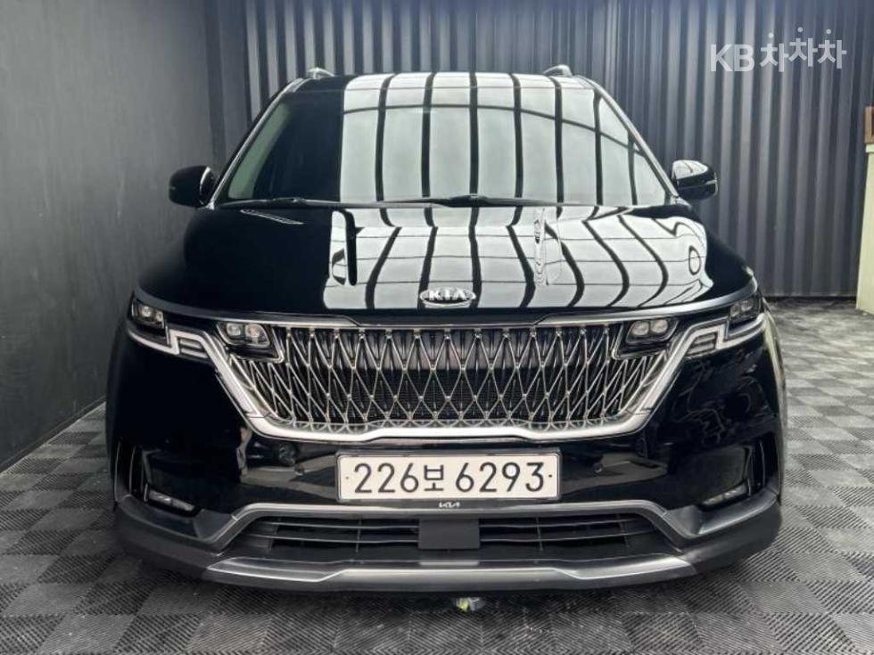 2021 - kia carnival
