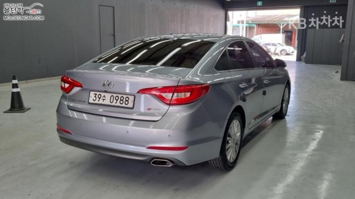 Hyundai Sonata LF 1.7 Diesel Smart 3