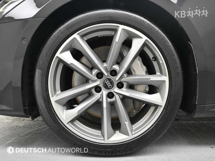 Audi A7 4K8 55 TFSI Quattro Premium 6