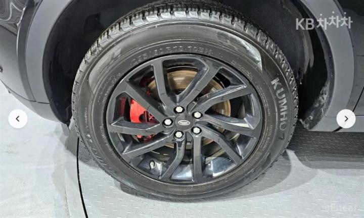 Land Rover Discovery Sport 2.0 TD4 SE 6