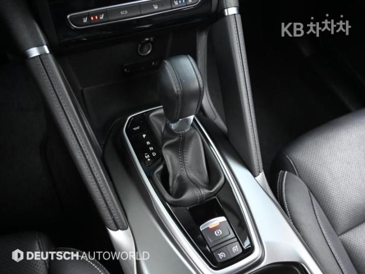 Renault QM6 2.0 LPe 2WD LE 10