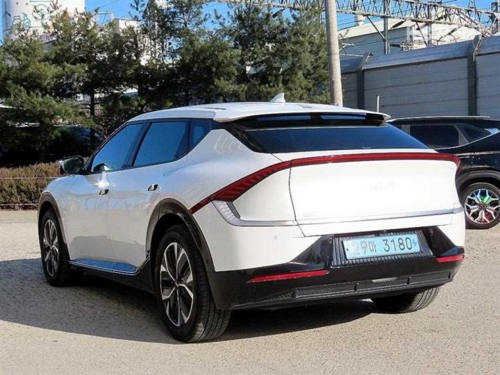 Kia EV6 Long Range 2WD Earth 5