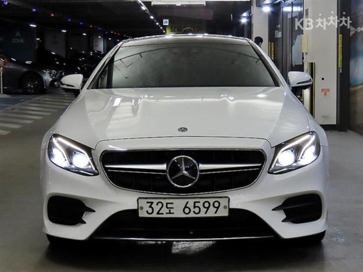 Mercedes-Benz E-Class W213 E450 4MATIC Coupe Base Type 3