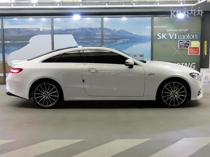 Mercedes-Benz E-Class W213 E450 4MATIC Coupe Base Type 4