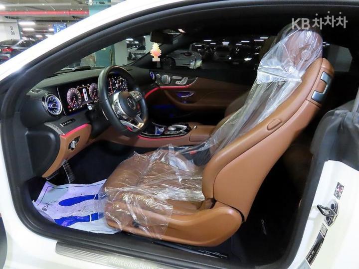 Mercedes-Benz E-Class W213 E450 4MATIC Coupe Base Type 7