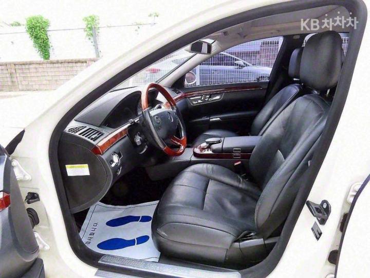 Mercedes-Benz S-Class New S550 W221 6