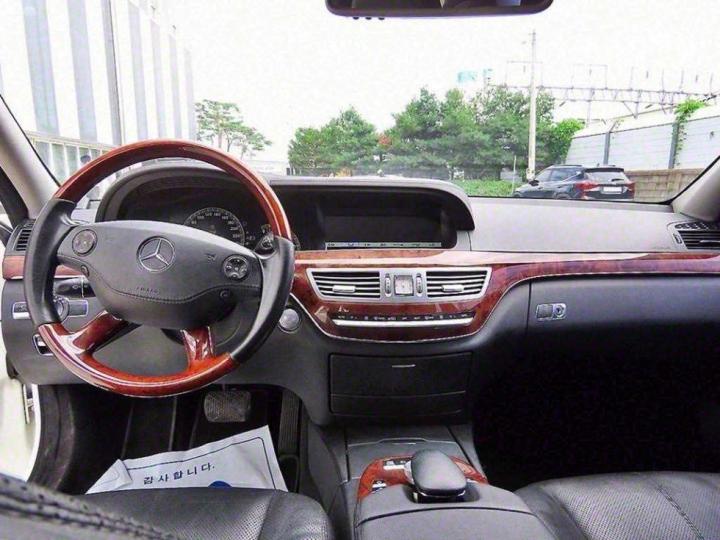 Mercedes-Benz S-Class New S550 W221 8
