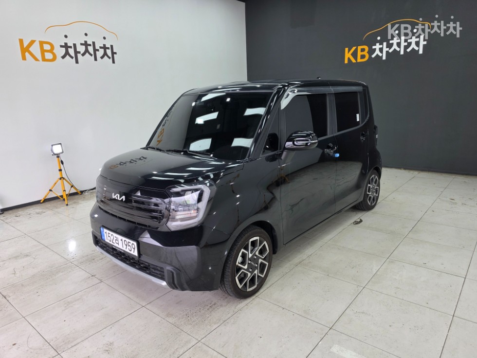 2025 - kia kia